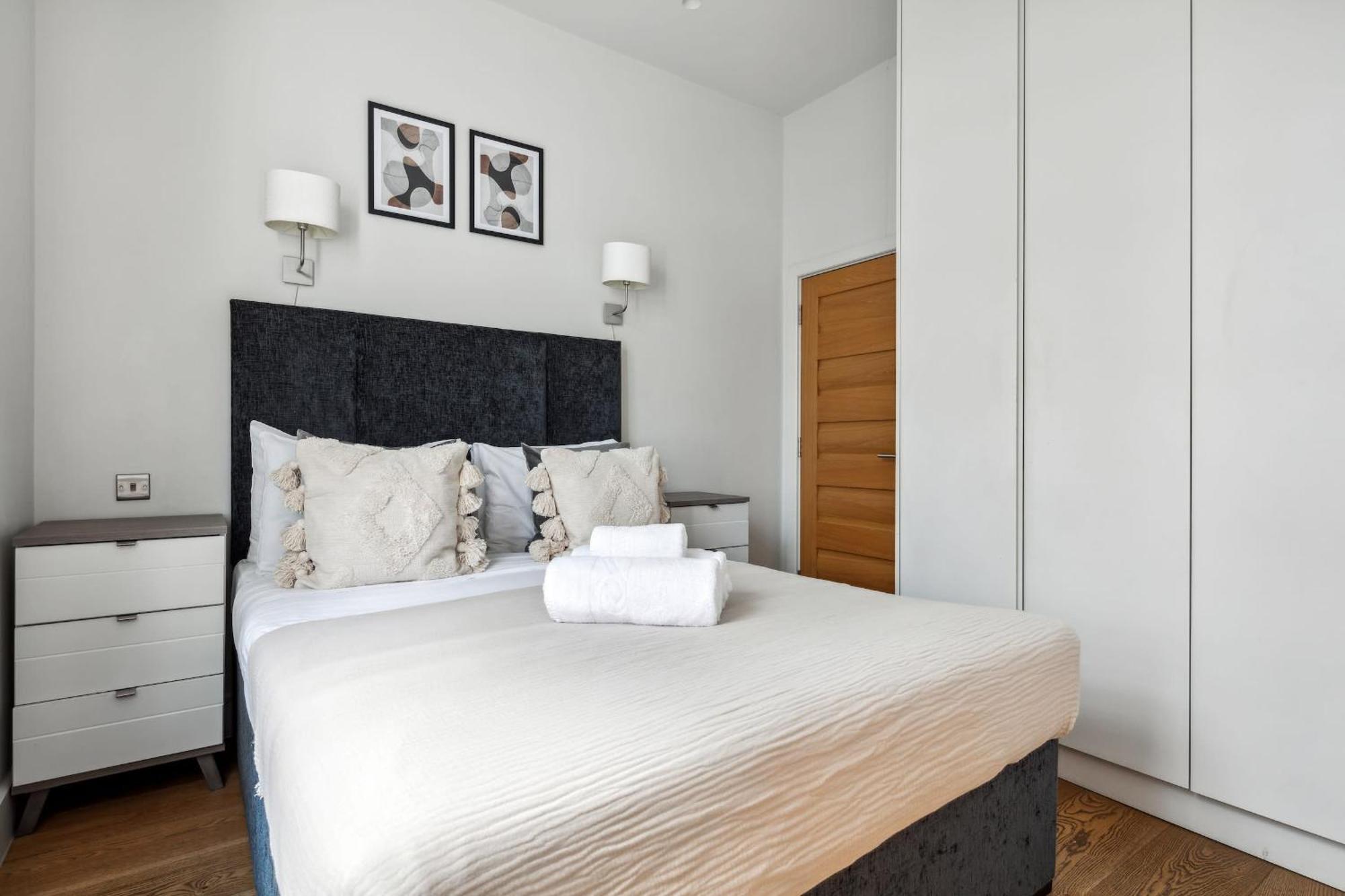 Fitzrovia 3Br - Cityapartmentstay Londen Buitenkant foto