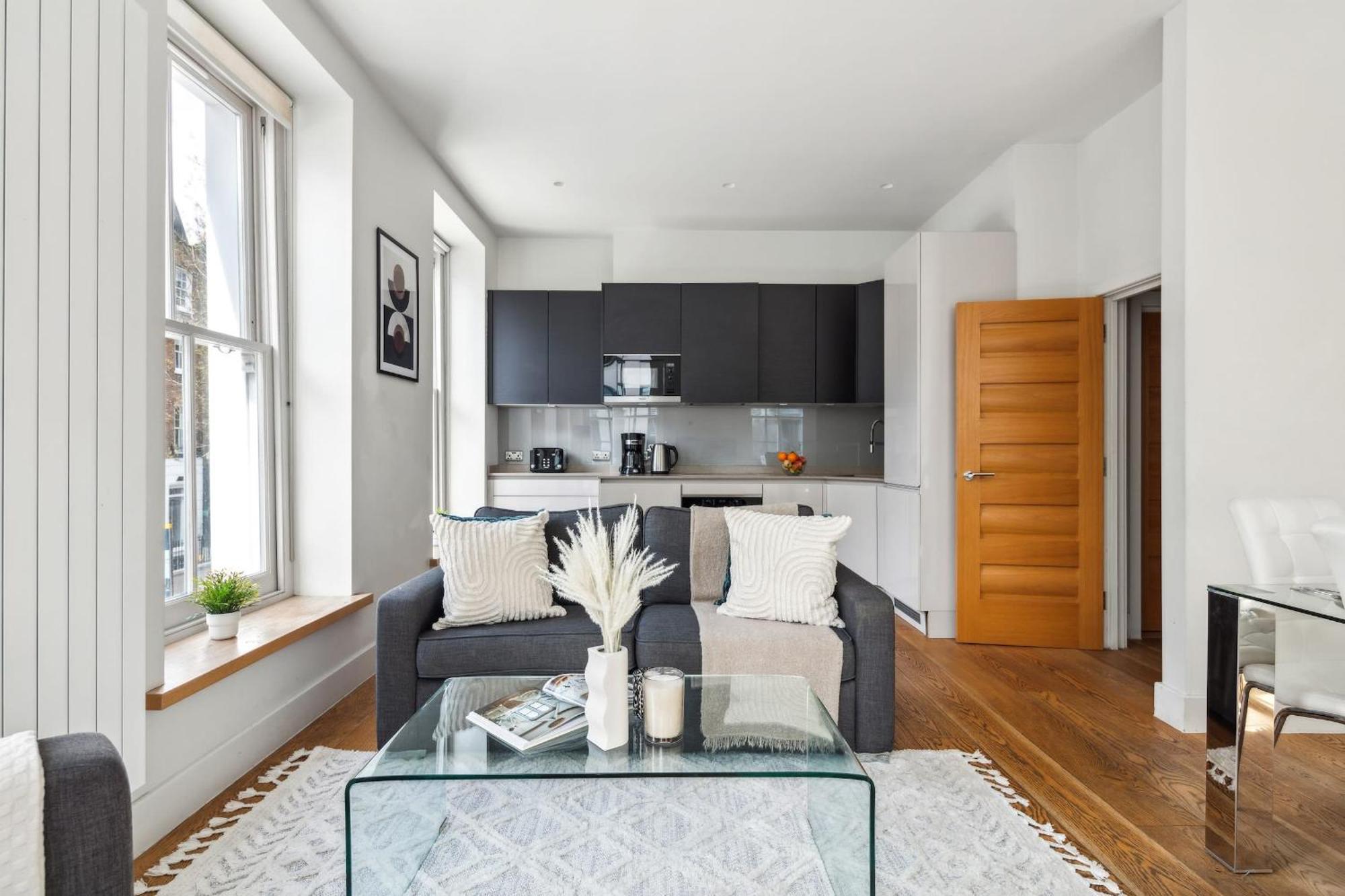 Fitzrovia 3Br - Cityapartmentstay Londen Buitenkant foto