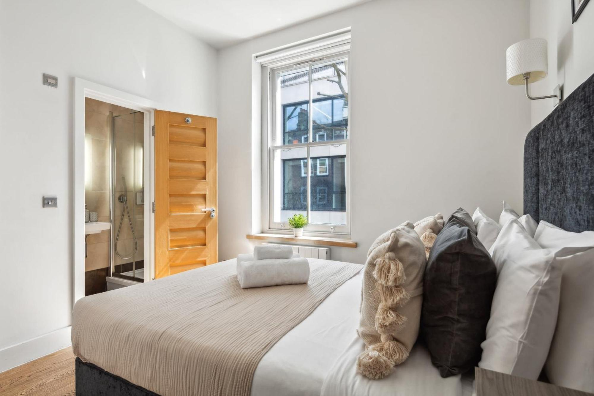 Fitzrovia 3Br - Cityapartmentstay Londen Buitenkant foto